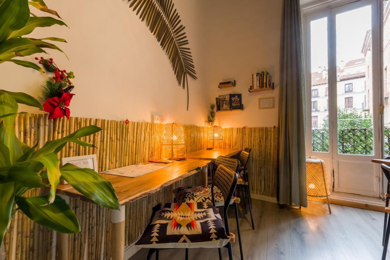 Social - Coliving & Coworking - Madrid Vandrarhem Exteriör bild