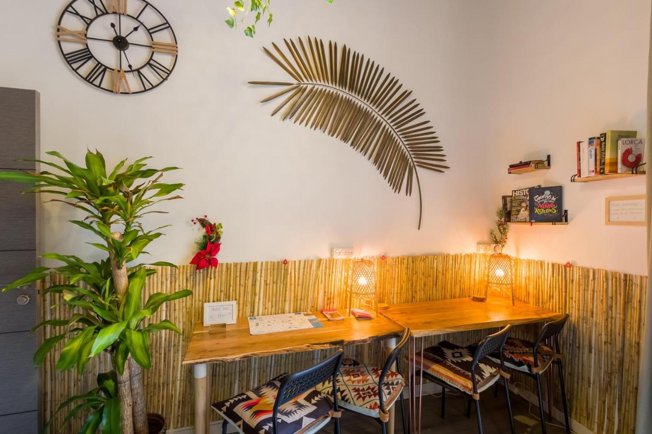 Social - Coliving & Coworking - Madrid Vandrarhem Exteriör bild