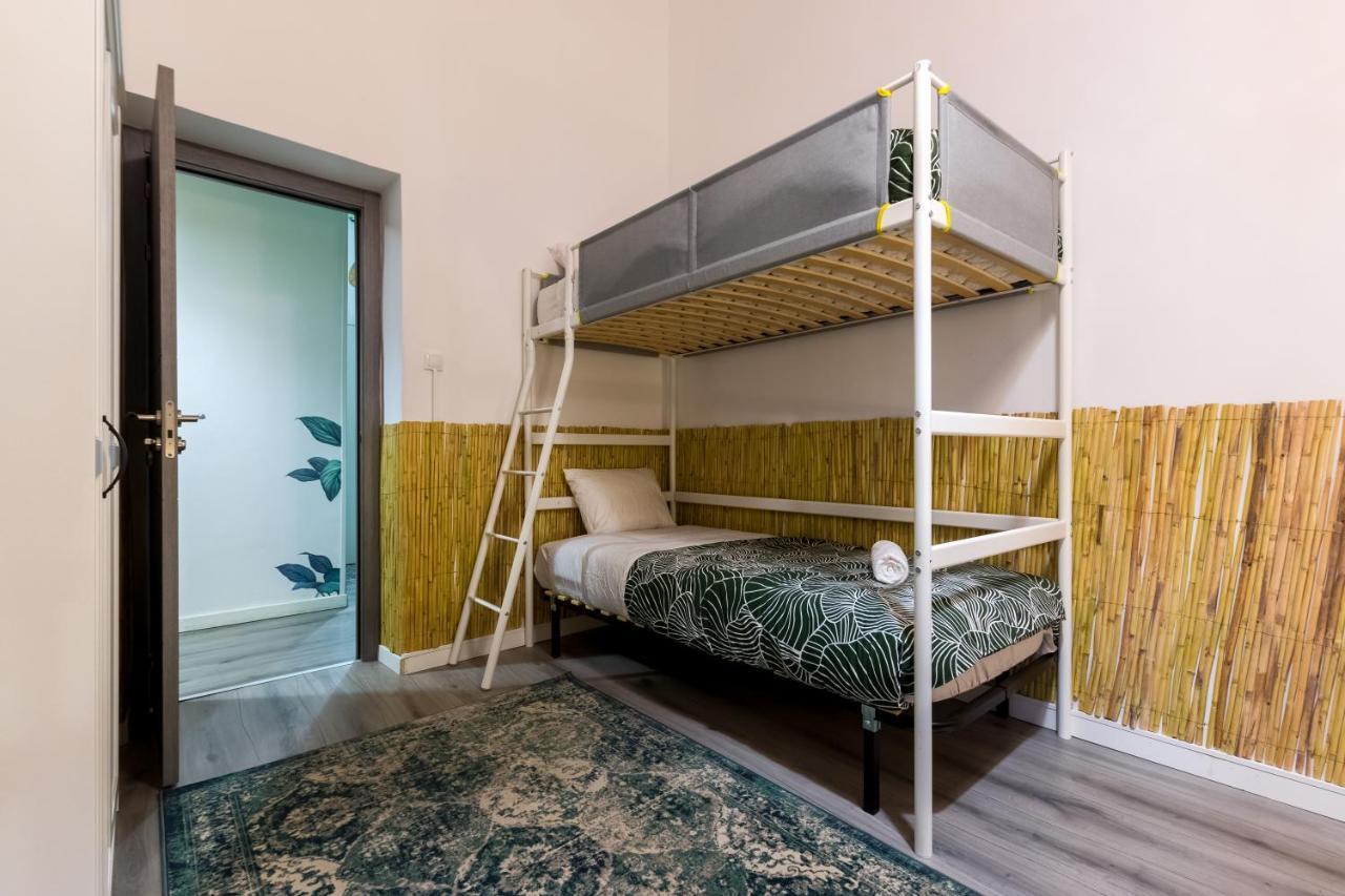 Social - Coliving & Coworking - Madrid Vandrarhem Rum bild